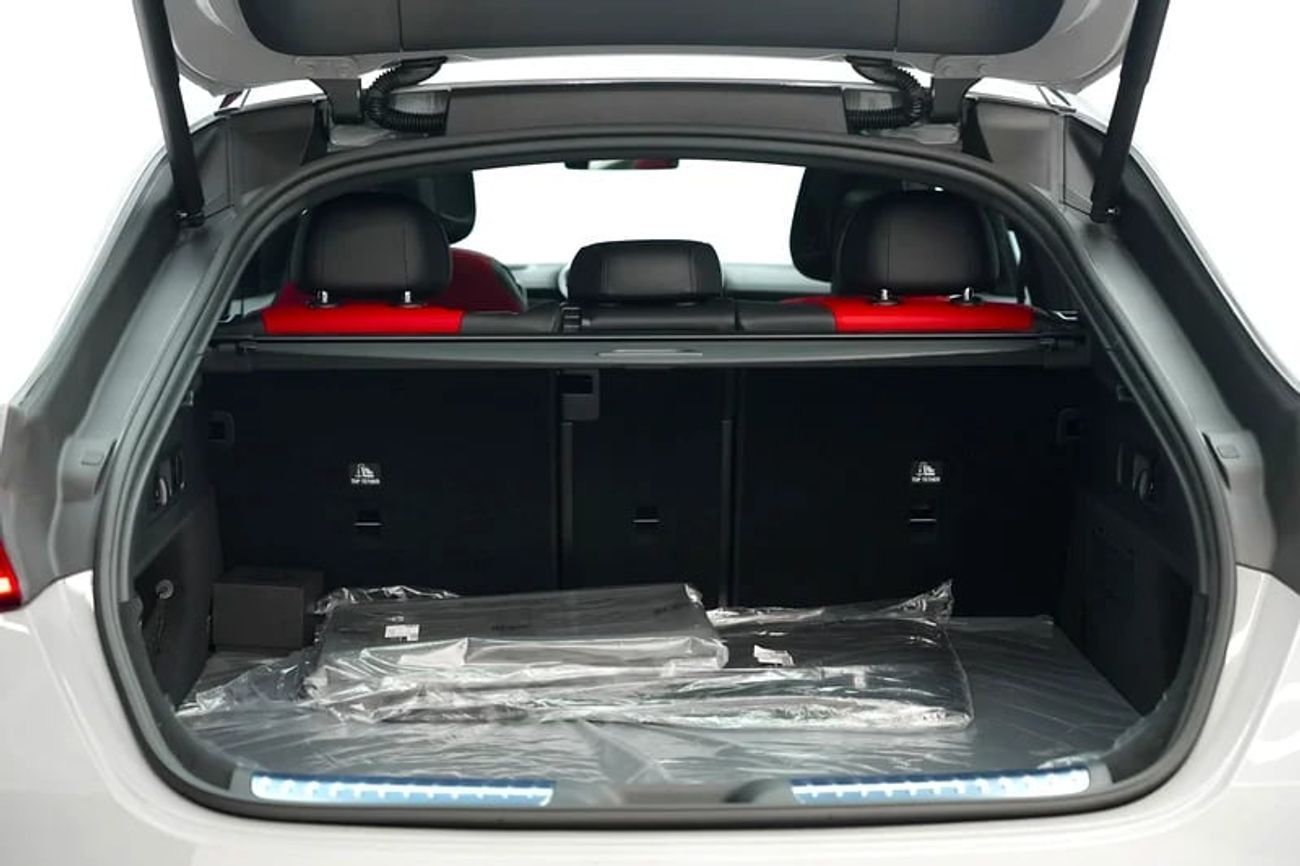 Mercedes-Benz GLC 43 AMG Summer Offer | 43 | GCC 0km | Agency Warranty | AMG | Night Package