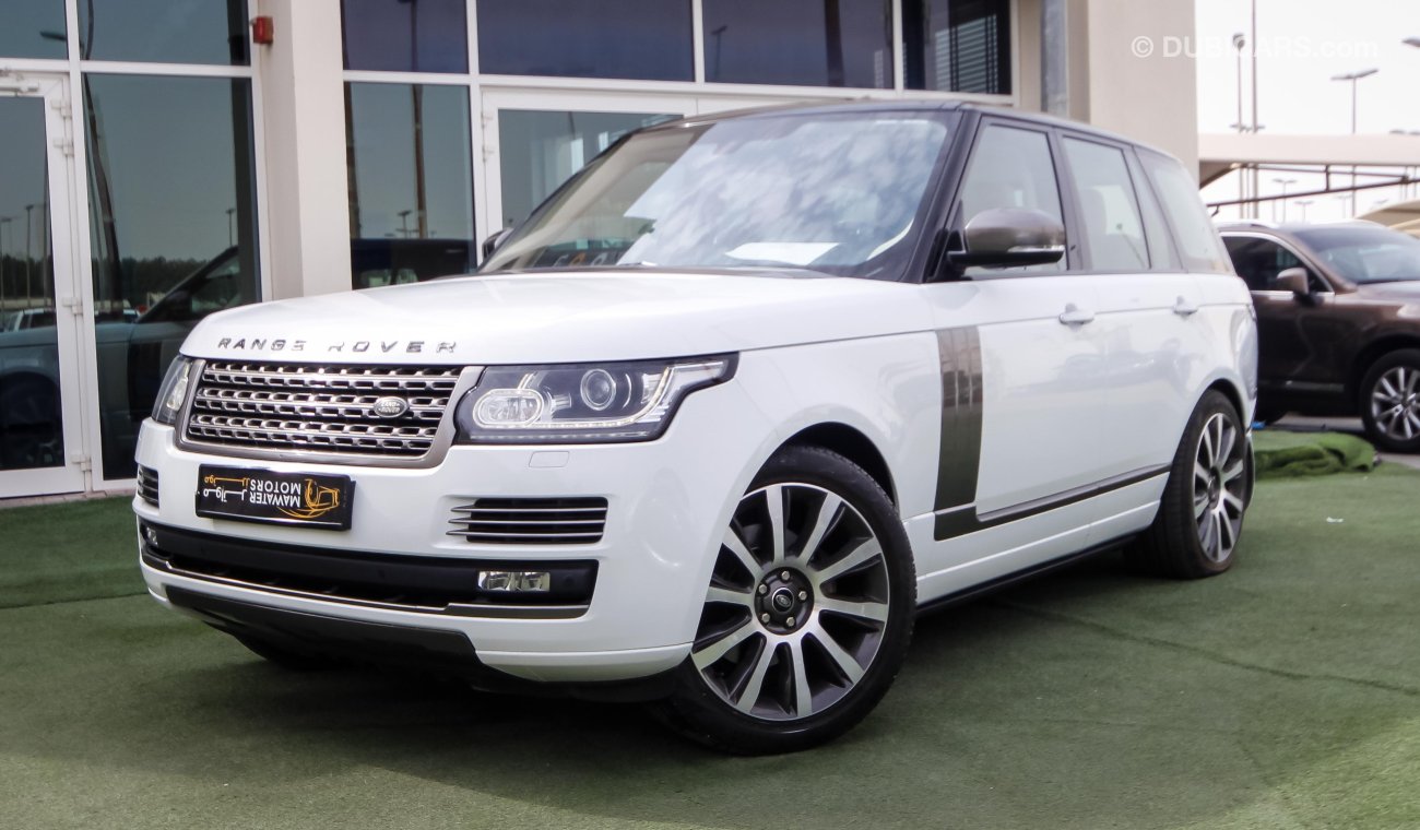 Land Rover Range Rover HSE With Vogue SE SUPERCHARGED Badge