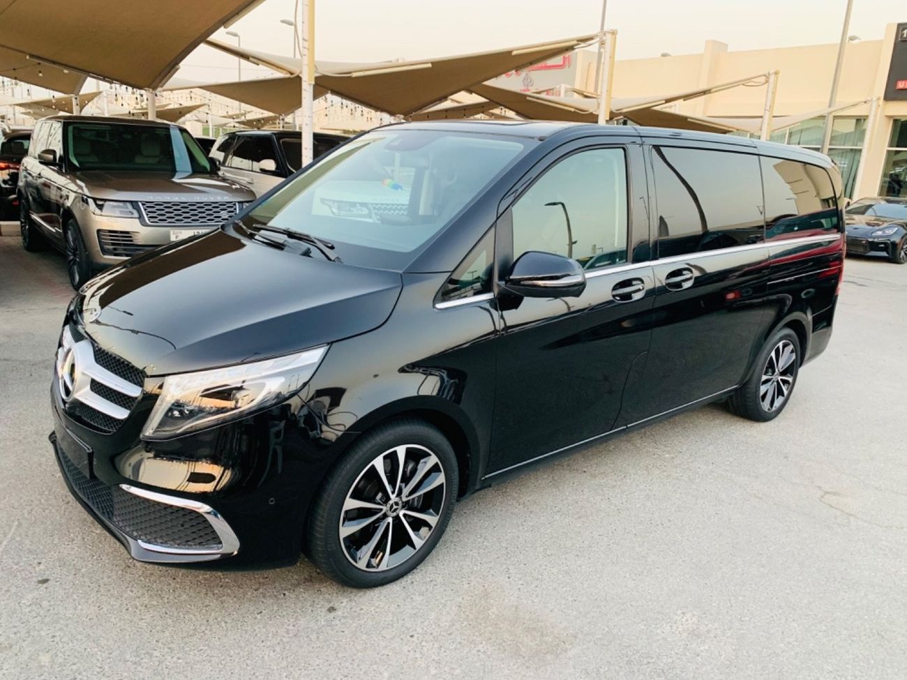 مرسيدس بنز V 300