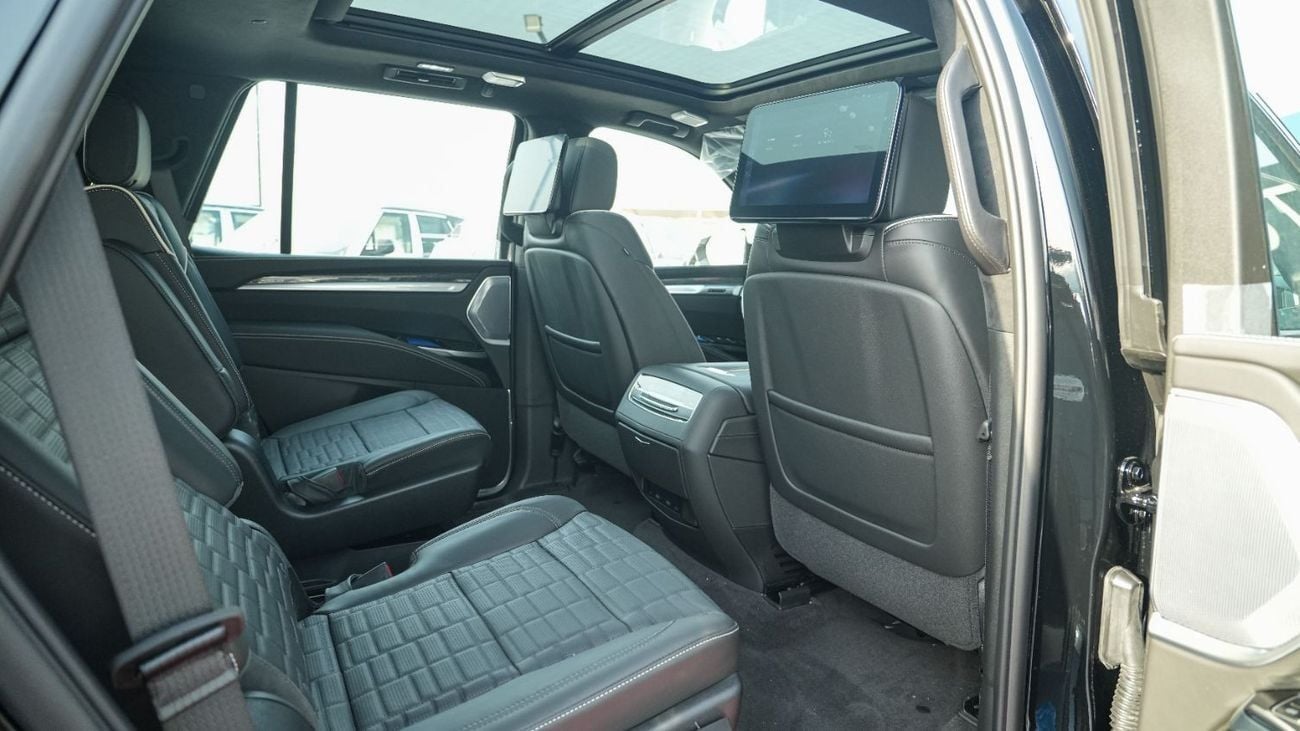 Cadillac Escalade V SERIES 6.2 682HP 2026 MY Export Only
