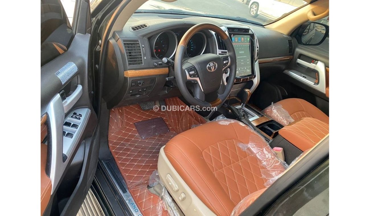 Toyota Land Cruiser 2009 TOYOTA LAND CRUISER  / VXR / V8 / FULL OPTION