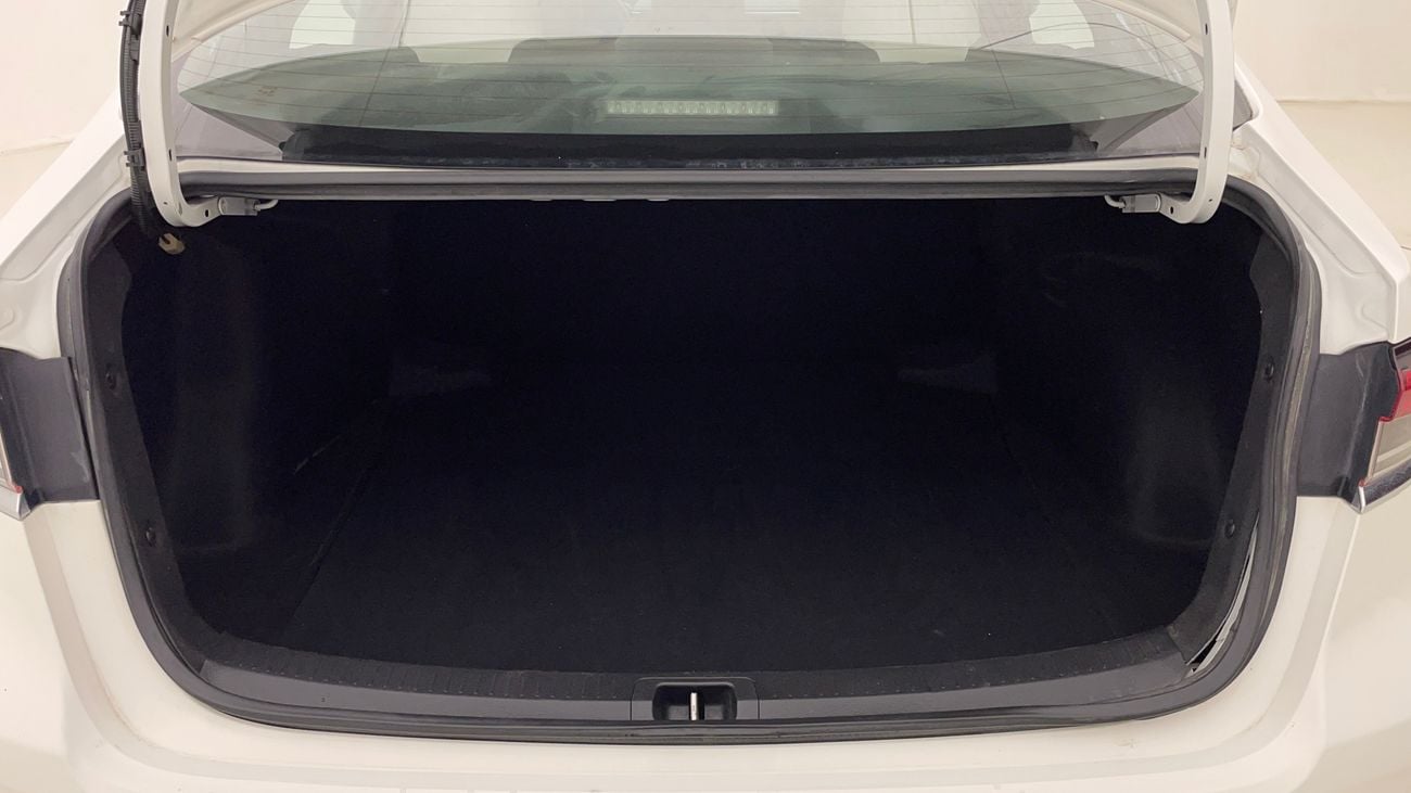 تويوتا كورولا XLI 1.6 | بدون دفعة مقدمة | اختبار القيادة في المنزل