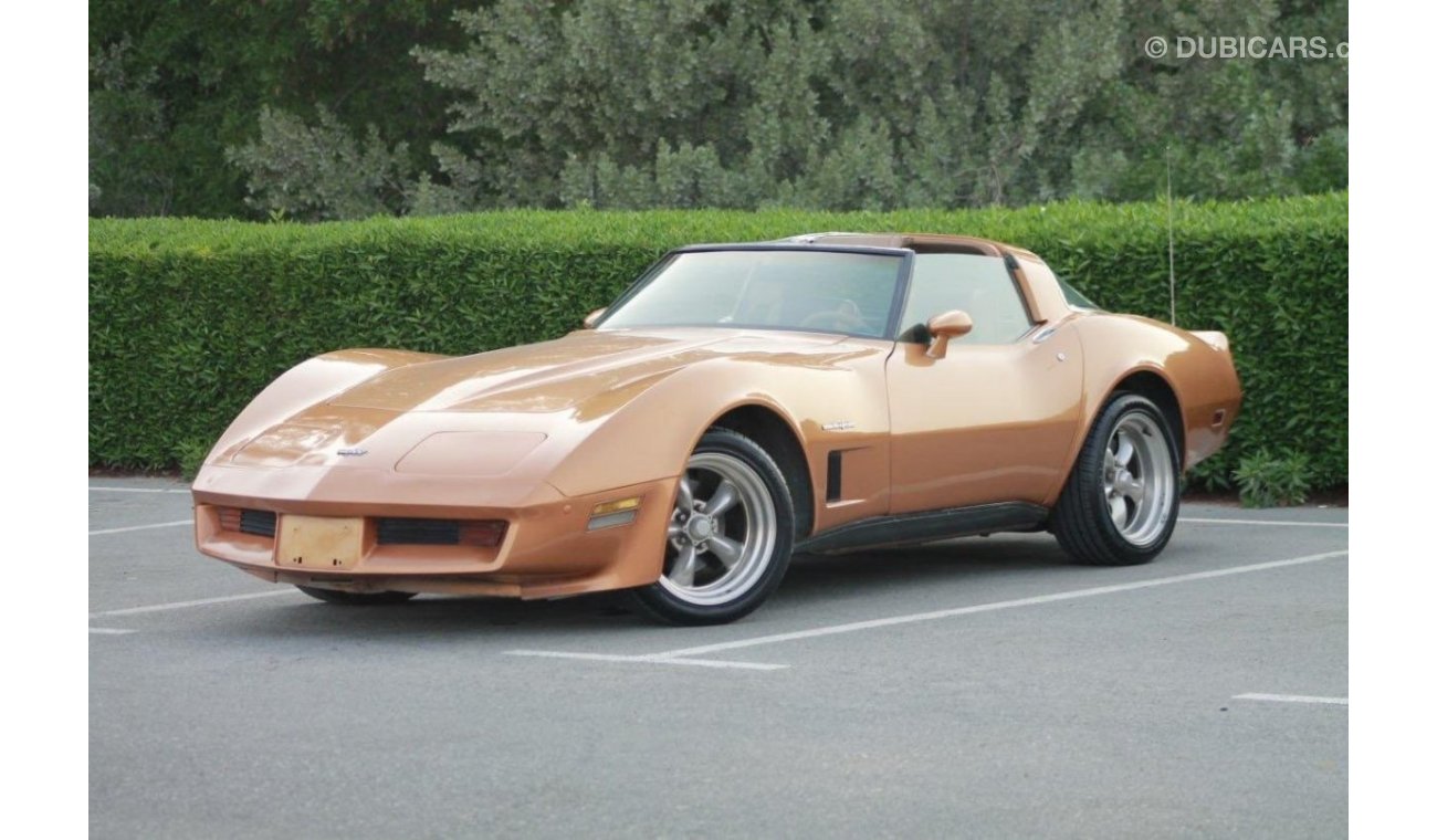 Chevrolet Corvette Model 1982, imported from America, 8 cylinders, automatic transmission