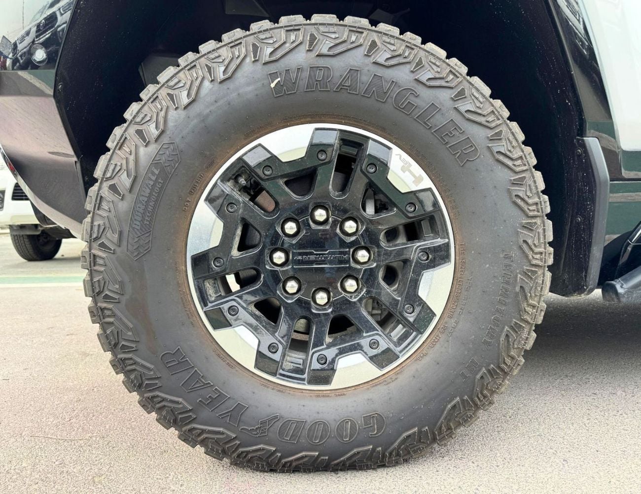 جي أم سي همر EV PICKUP / 1.5L ELECTRIC / 360* CAMERA / PANORAMIC ROOF (CODE # 69056)