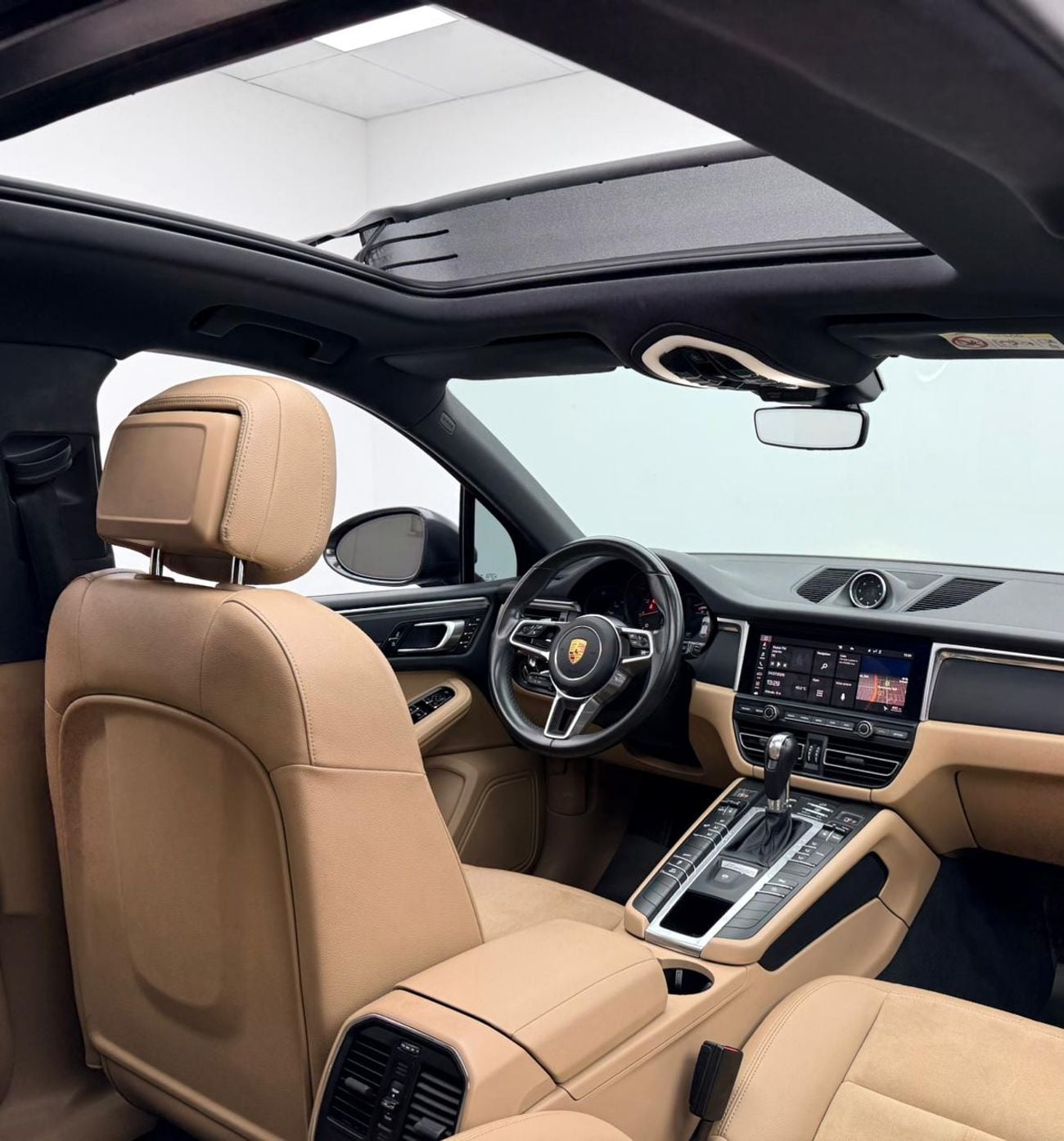 Porsche Macan STD 2020 Porsche Macan, Porsche Warranty+Full Service History, Full PPF, GCC Specs