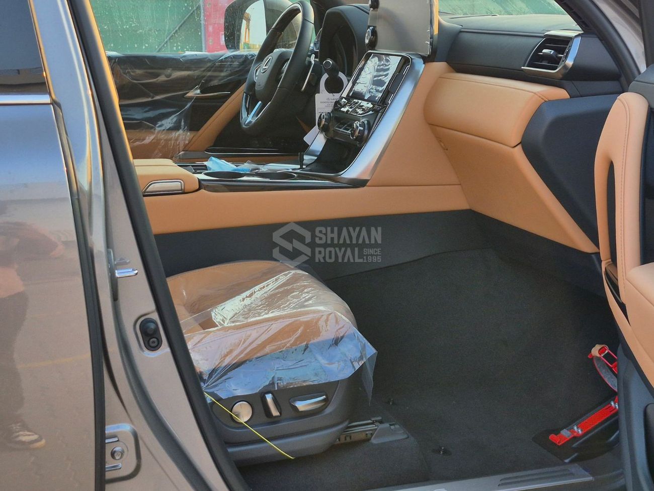 Lexus LX 700h TURBO SPORT 3.5L HYBRID V6 TT 7-SEATS 4WD AT 2025MY