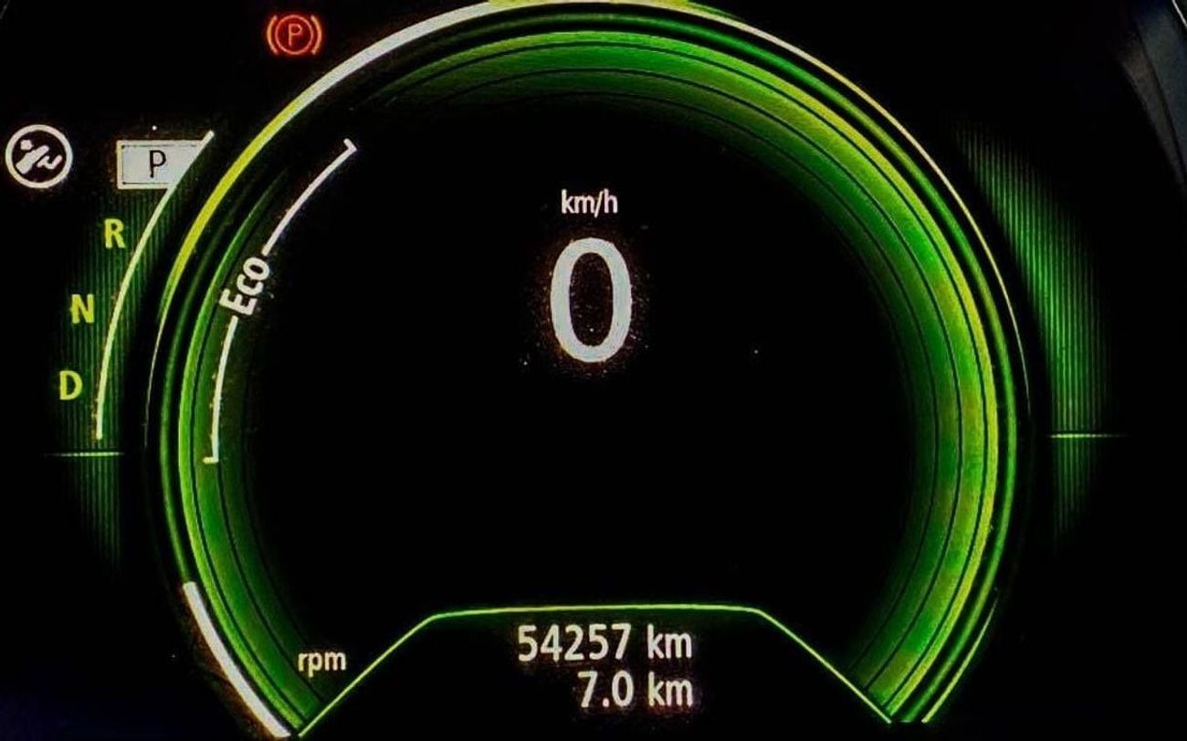 رينو كوليوس SE 2.5L Renault Koleos 2.5L 2022 GCC accident-free in excellent condition 1025 P.M