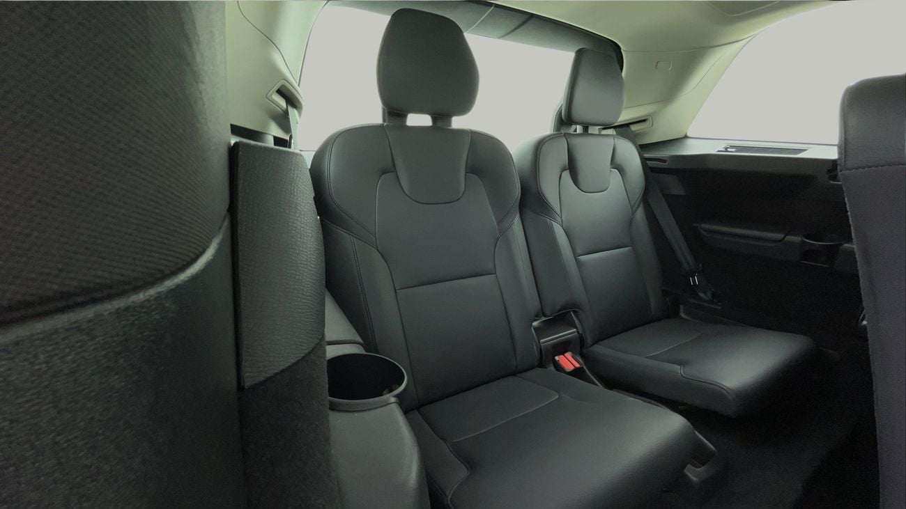 فولفو XC 90 PLUS BRIGHT كارس24 هي سوق ضخم للسيارات المستعملة موثوق ومضمون ٪كارس24 هي سوق ضخم للسيارات المستعملة موثوق ومضمون