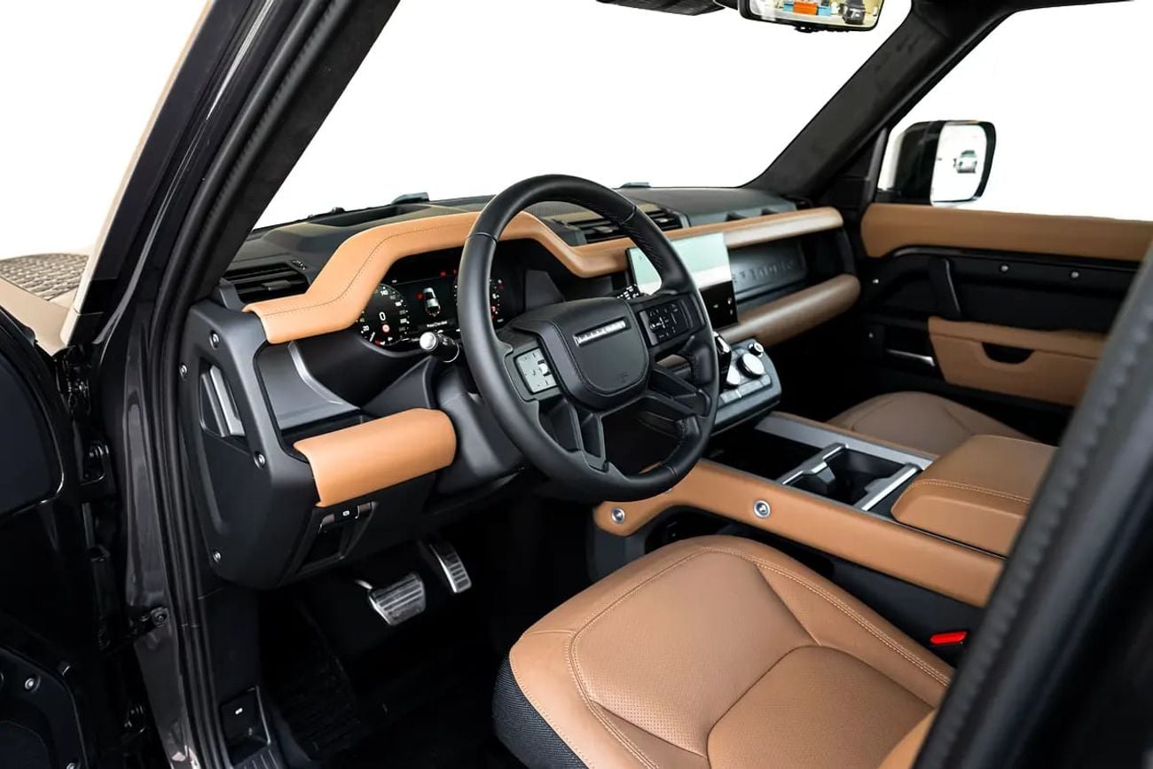Land Rover Defender DEFENDER V8 X 110 P425 | SPECIAL ORDER | CARPATHIAN GREY COLOR | MERIDIAN SURROUND SOUND SYSTEM
