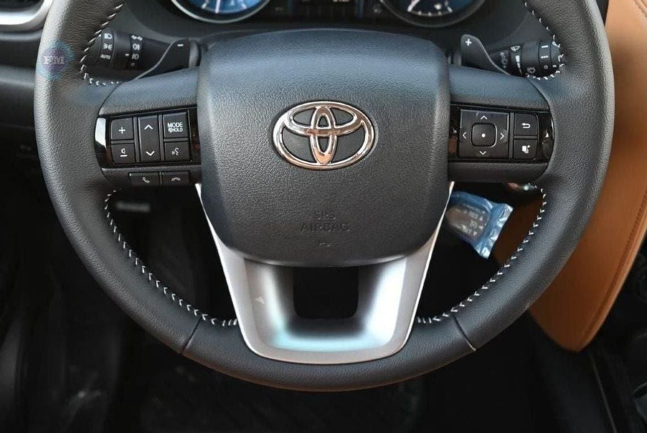 تويوتا فورتونر VXR+ 4.0L Petrol 4WD Automatic