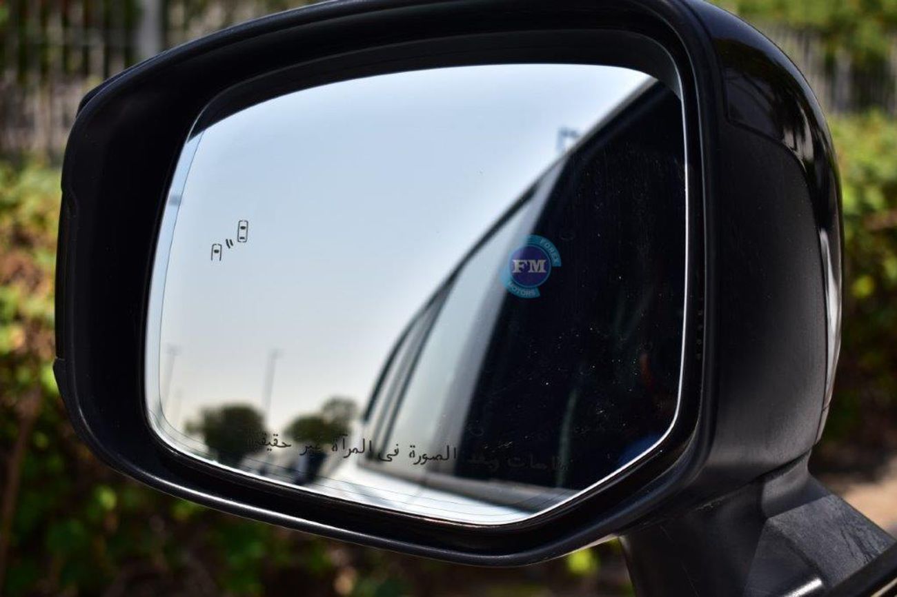 تويوتا لاند كروزر 300 GR Sport V6 3.3L Diesel Automatic