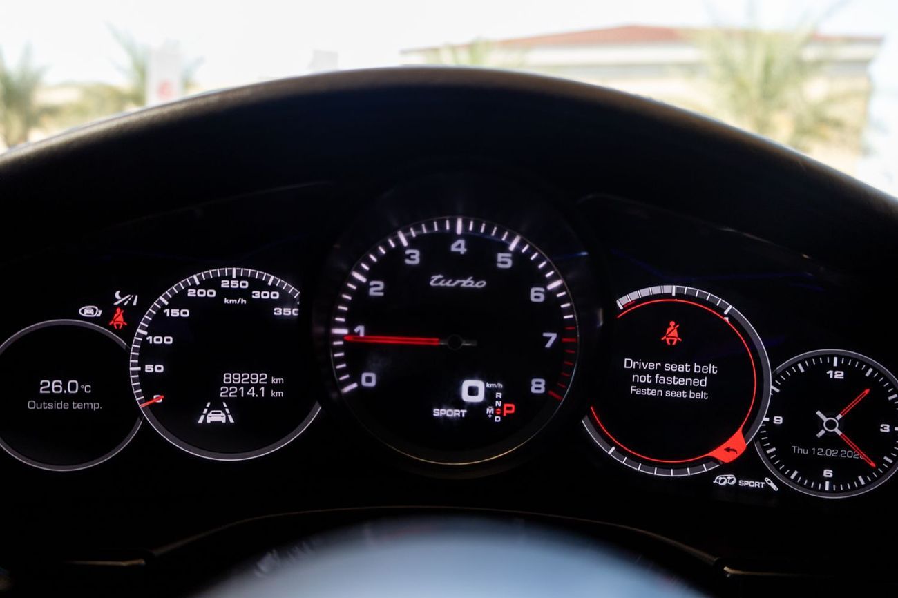 بورش باناميرا Turbo 4.0L AWD