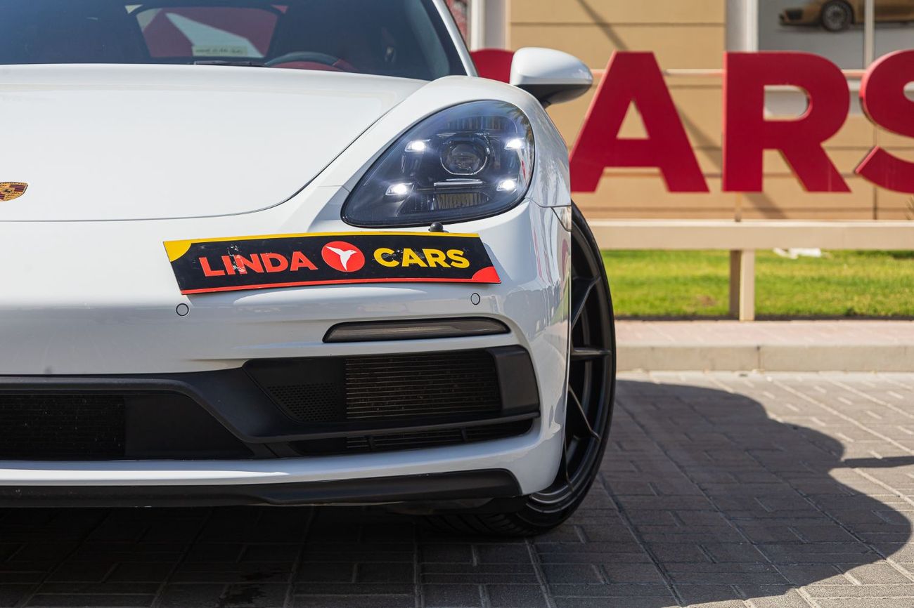 Porsche 718 Boxster GTS 4.0L A/T