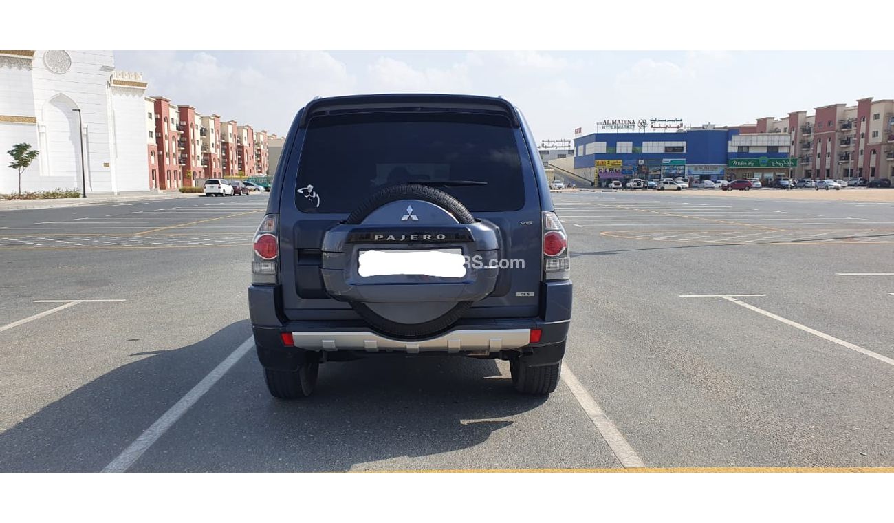 Mitsubishi Pajero V6 3.0 mid option