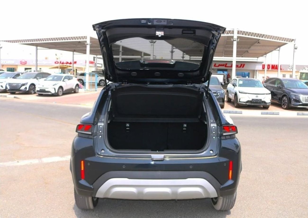 Suzuki Fronx GLX 1.5P AT MY2024 – BLUISH BLACK PEARL