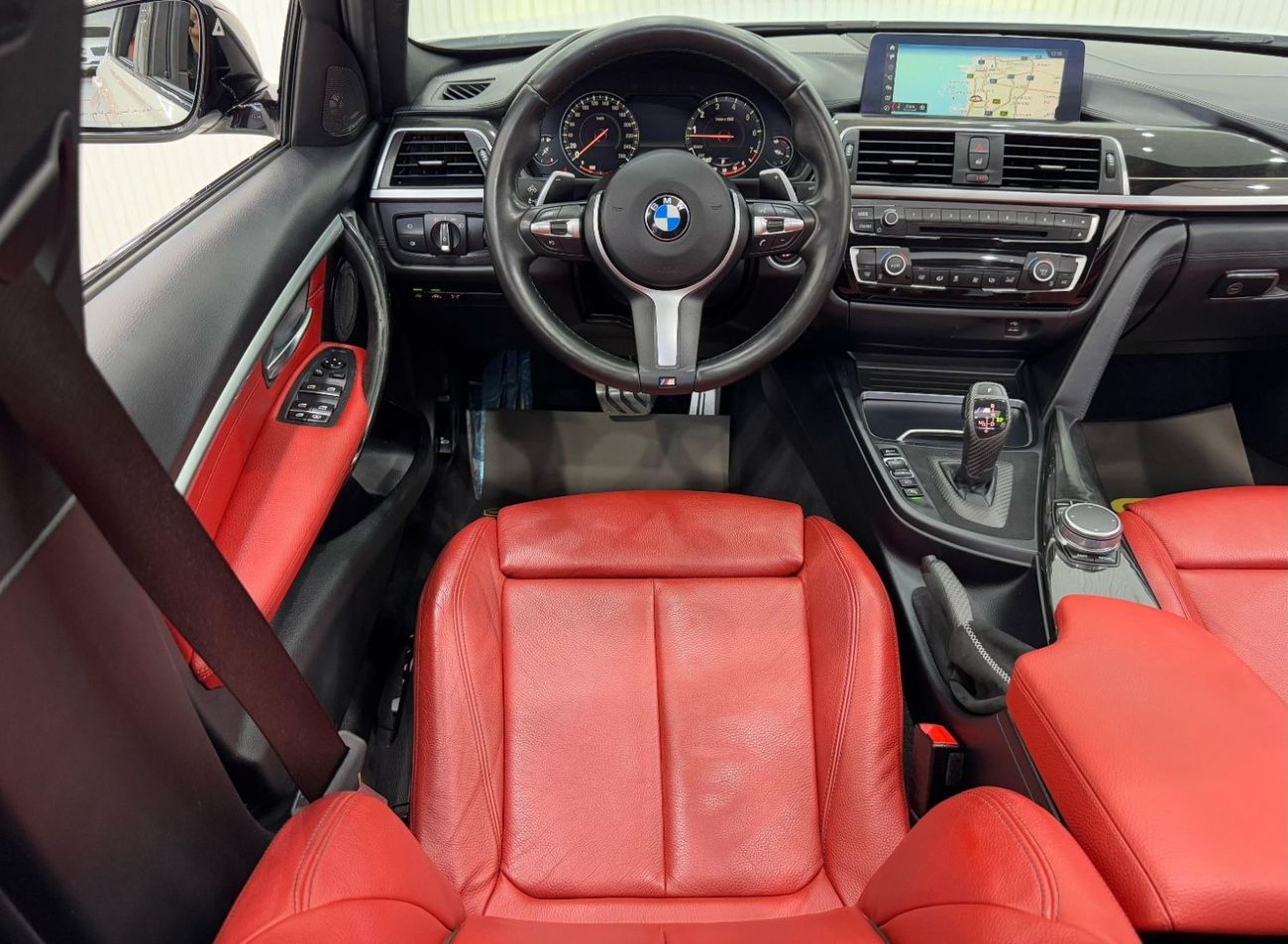BMW 340i M-Sport 2018 BMW 340i M-Sport, Warranty, May 2027 BMW Service Pack, Excellent Condition, GCC