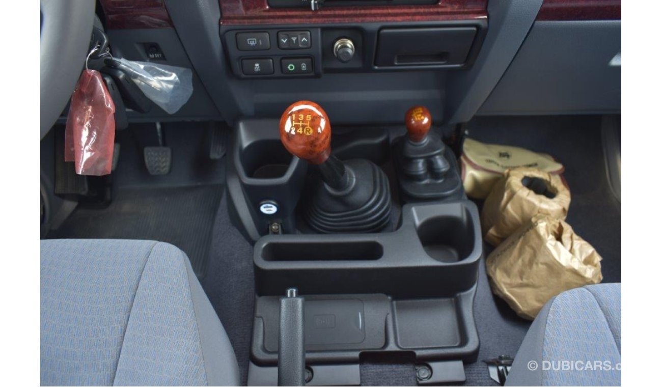 تويوتا لاند كروزر 76 Hardtop Lx Limited V8 4.5l Turbo Diesel 4wd 5 Seat Manual Transmission