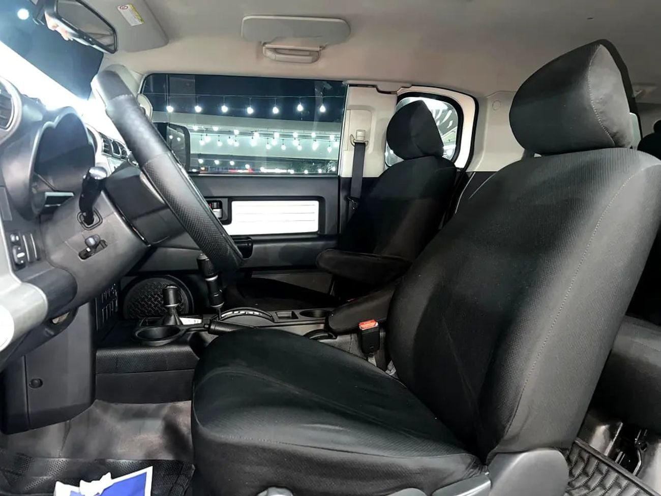 Toyota FJ Cruiser BASE GCC Specs - Reliable and Ready Adventure!