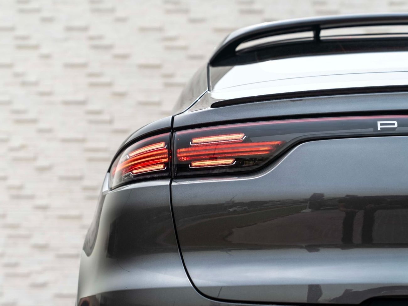 Porsche Cayenne Std 3.0L (340 HP)