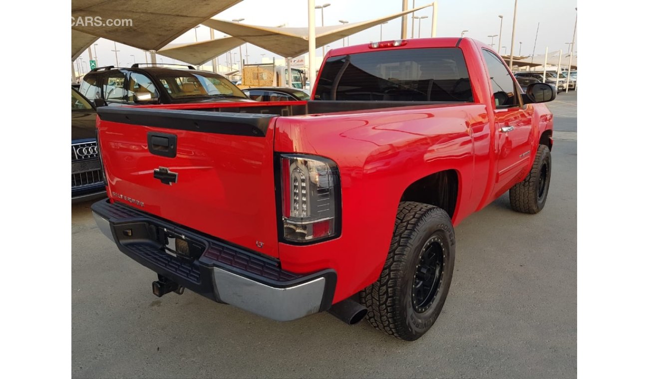 Chevrolet Silverado 2013 GCC car prefect condition full service full option