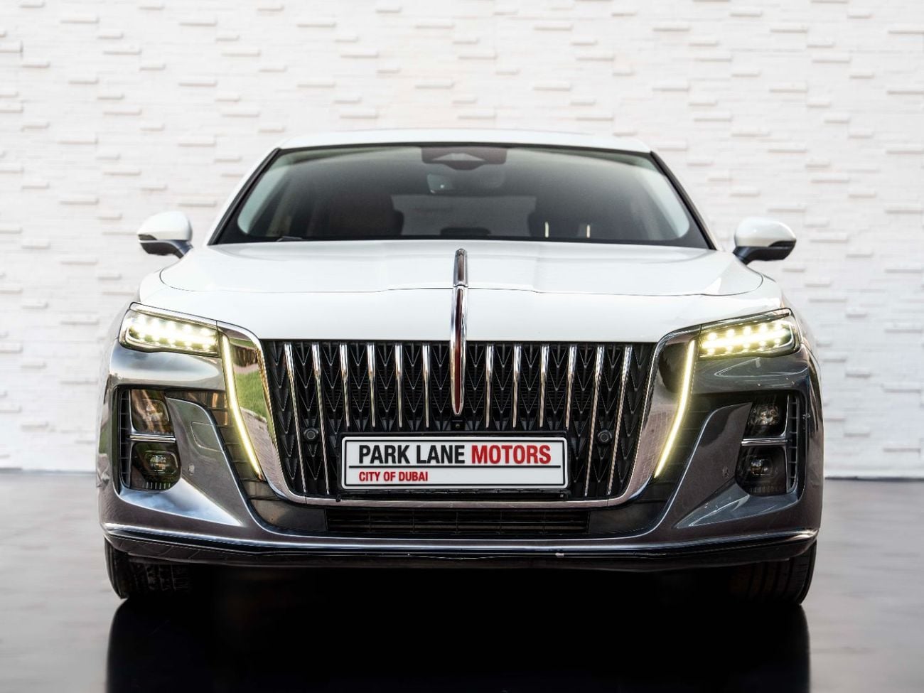 HONGQI Ousado FLAGSHIP