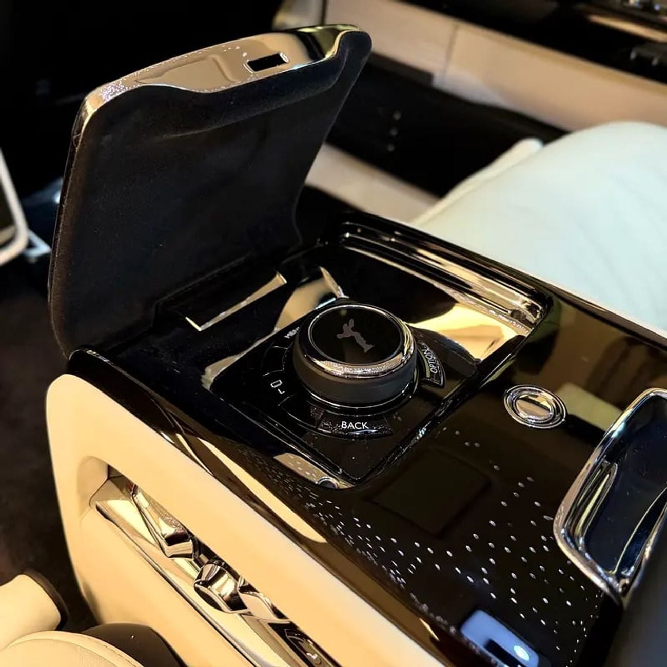 Rolls-Royce Phantom EWB GCC BRAND