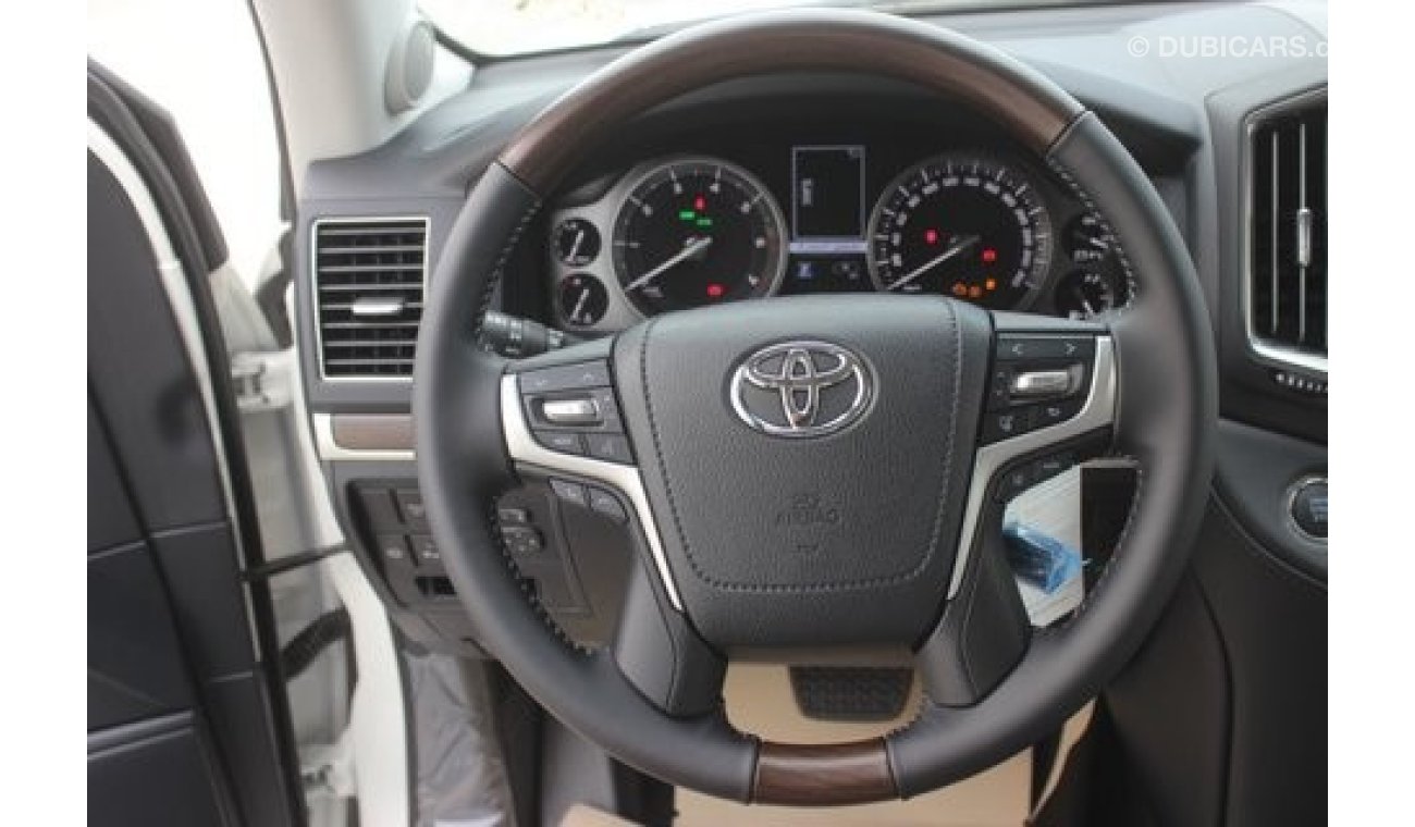 Toyota Land Cruiser VXR 5.7 L Petrol Full Option