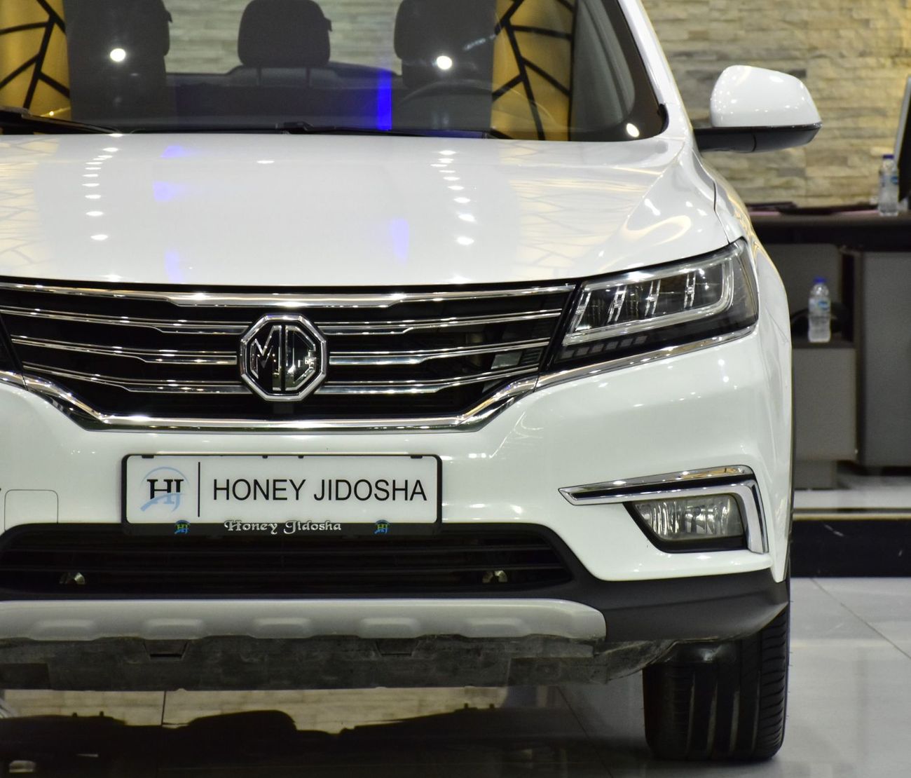 أم جي RX5 EXCELLENT DEAL for our MG RX5 20T ( 2021 Model ) in White Color GCC Specs