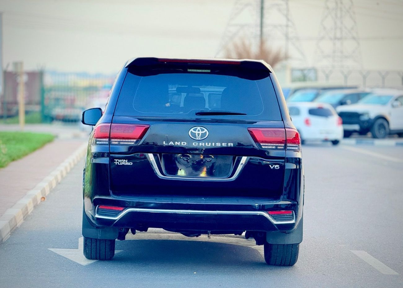 تويوتا لاند كروزر 2015 GXR V6 Facelift To 2024 Ship Exterior and Interior Both Upgrade Full Option