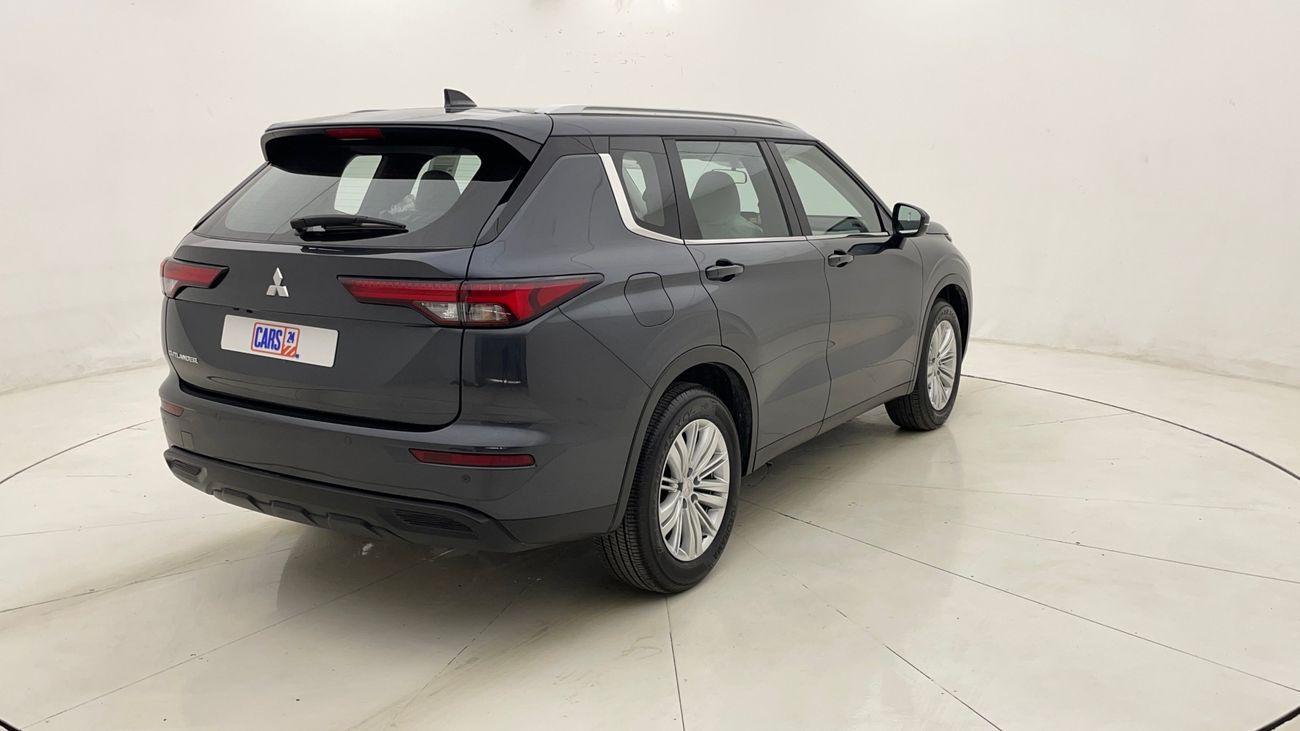 Mitsubishi Outlander MIDLINE WITH SUNROOF 2.5 | Zero Down Payment | Home Test Drive