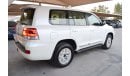 تويوتا لاند كروزر Land Cruiser 5.7 VX V8 - Model 2017 - White with Beige Interior