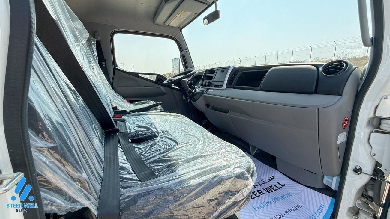 ميتسوبيشي فوسو كانتير Euro 5 | 3.0L Diesel RWD Tipper Truck | White | Excellent Condition