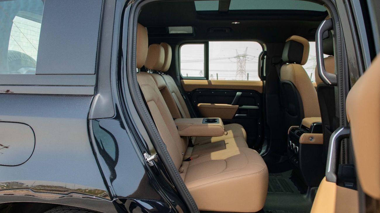 لاند روفر ديفندر X-Dynamic SE 3.0L | 2025 | with 5 Years Agency Warranty