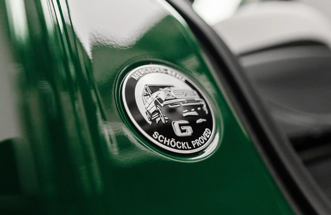 Mercedes-Benz G 63 AMG 4.0L V8 Twin-Turbocharged Engine + eMotor