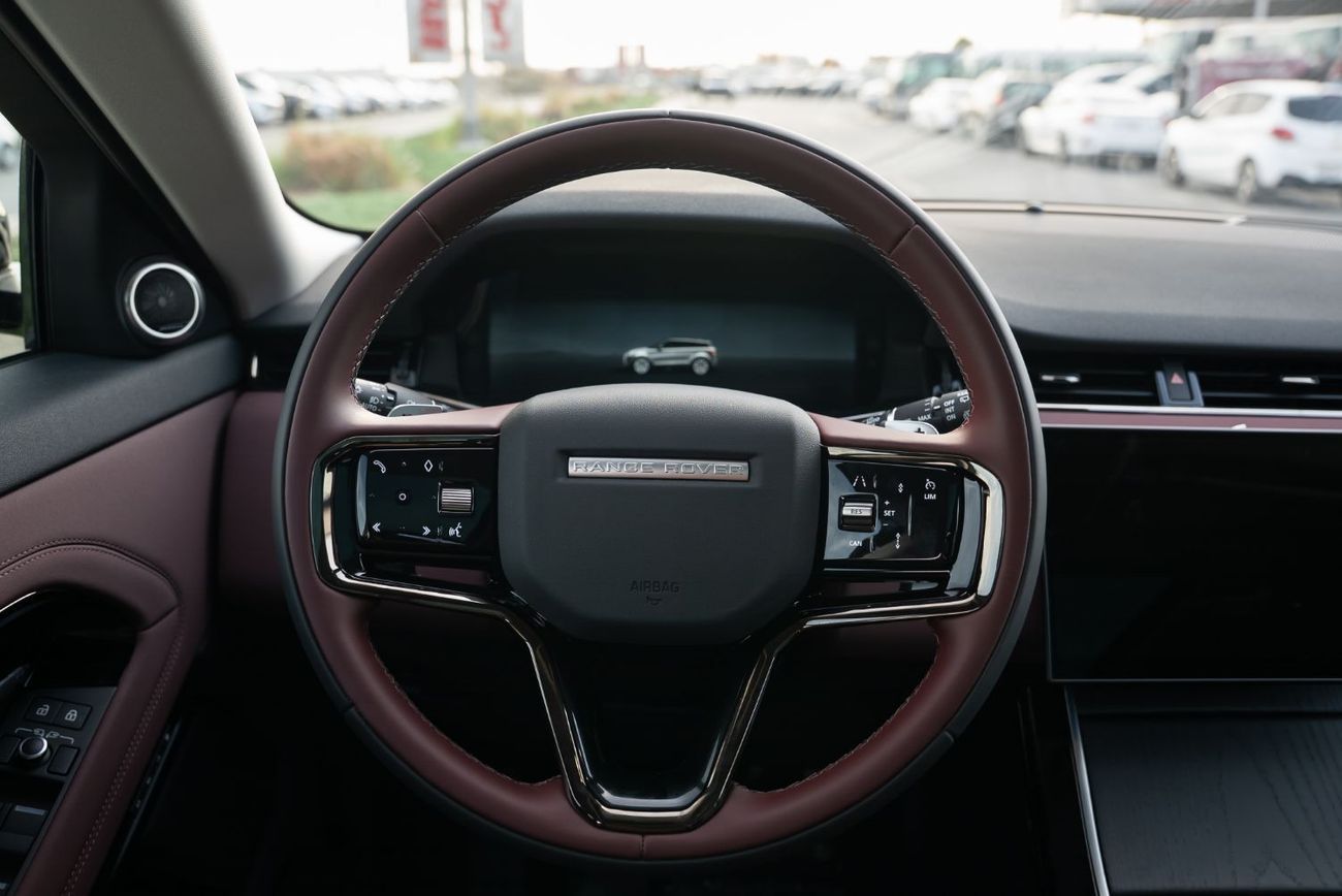 لاند روفر رانج روفر إيفوك Land Rover Evoque R Dynamic SE 2026 Automatic 0 Km 4 Cylinder All Wheel Drive (AWD) SUV Light Gray