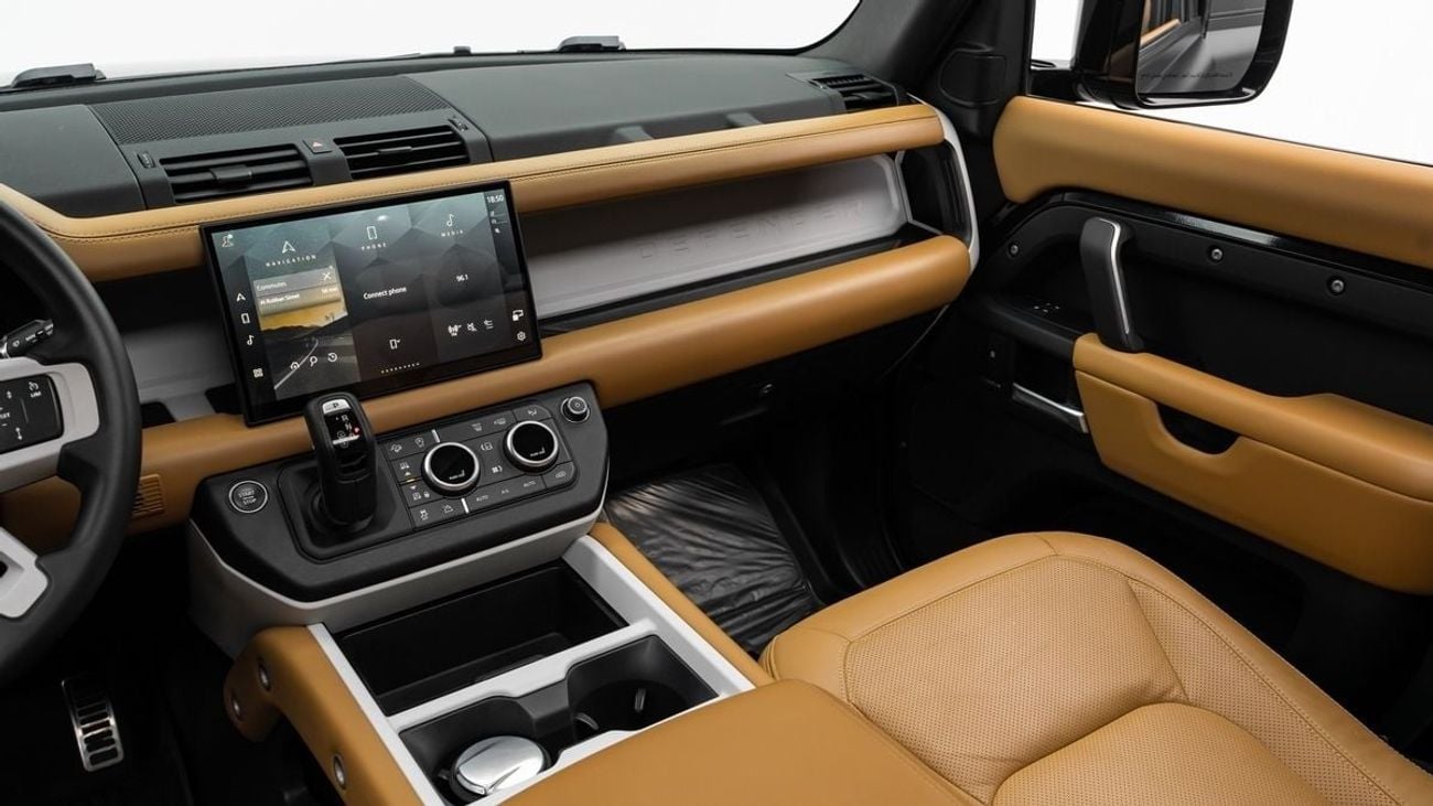 Land Rover Defender HSE P400 - 2025 - GCC - Under Warranty