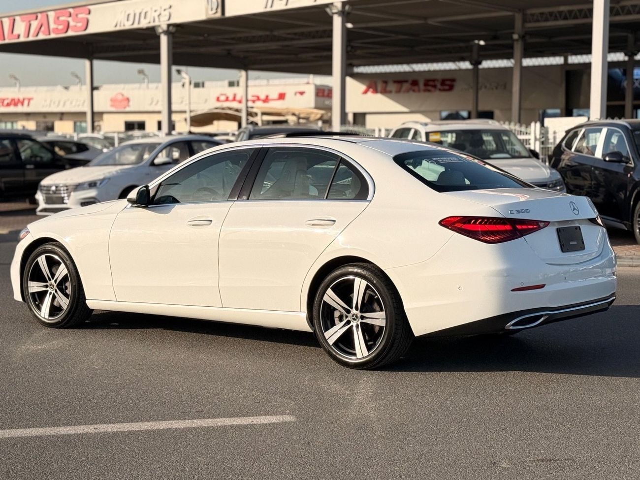 Mercedes Benz C300 STD C 300 2025 premium