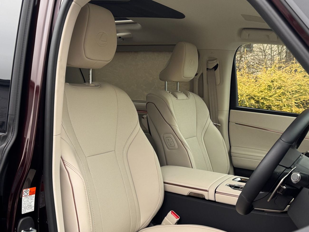 Lexus LM 350h Right Hand Drive