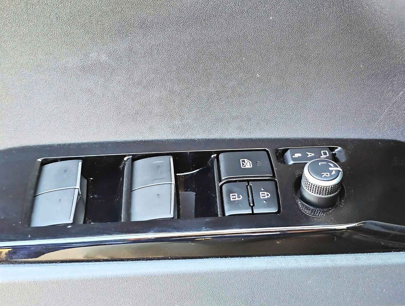 تويوتا كامري G, 2.0L V4 HYBRID, HEADUP DISPLAY WITH PANORAMIC, FULL OPTION (CODE # 68089)