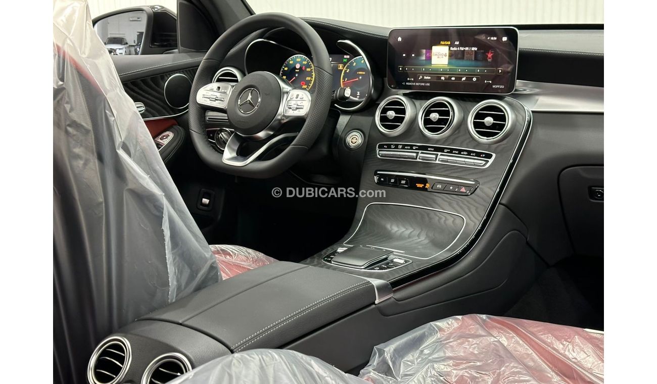 Mercedes-Benz GLC 200 *Brand New* 2023 Mercedes Benz GLC200 Coupe 4MATIC, 2028 Mercedes Warranty, Full Options, GCC