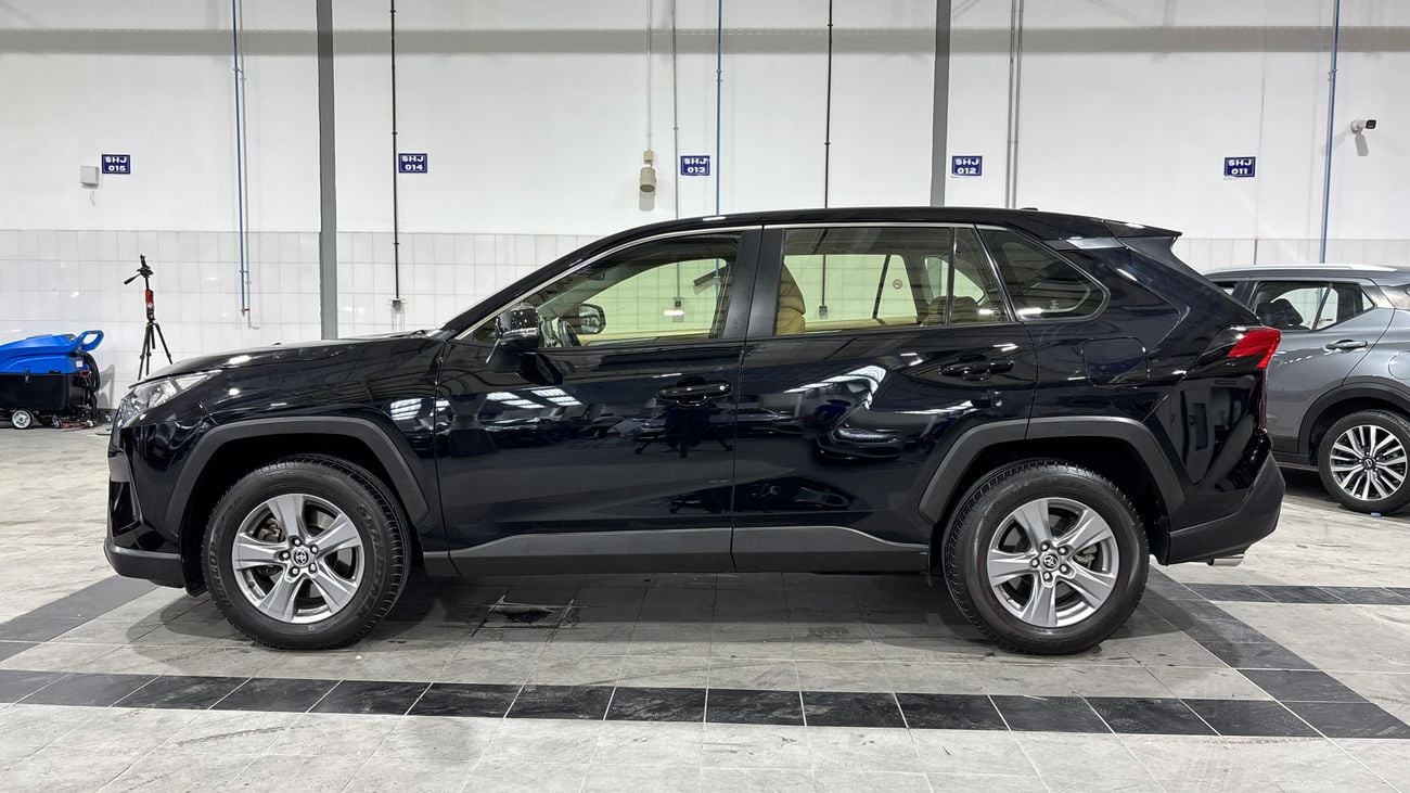 تويوتا راف ٤ 2022 EX | AED 1205/Month | 0 DP | 30 Day Return | Warranty | Service History