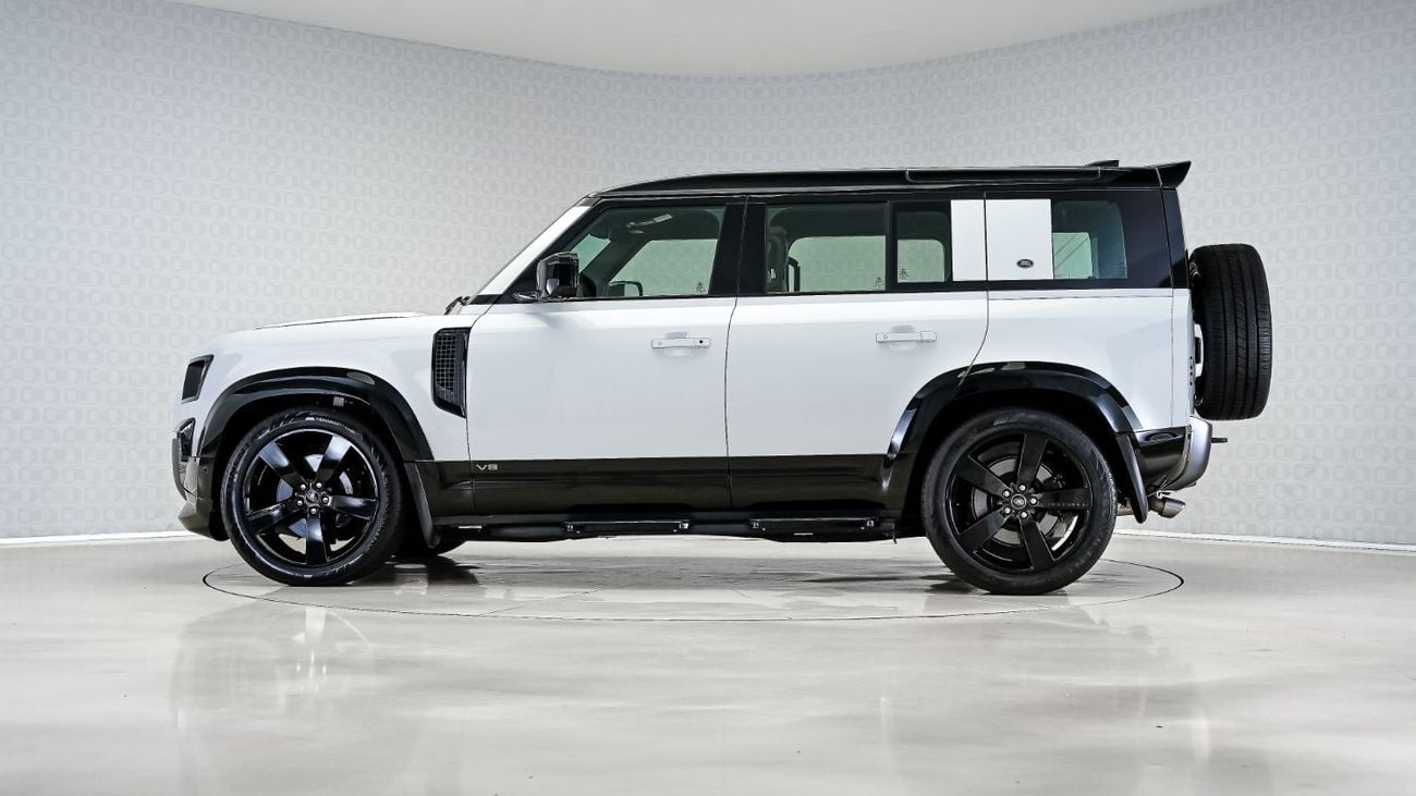 Land Rover Defender 110 X P525 5.0L Widetrack | AED 6,432 PM | Low KM, Widearch Styling, GCC | Ramadan Offer