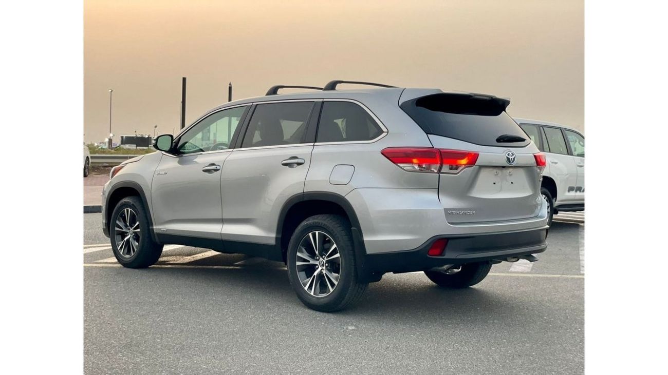 Toyota Highlander 2019 Toyota Highlander Hybrid Fuel 3.5L V6 - 4x4 AWD - MidOption+ Full 7 Leather Seat - Fully Servic