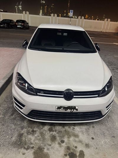 فولكس واجن جولف R Sport 2.0L (290 HP)