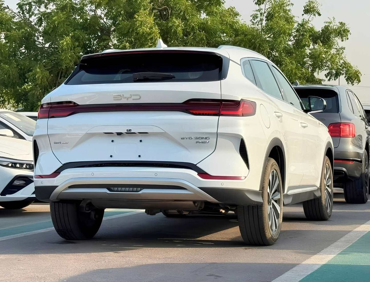 BYD Song Plus PREMIUM PHEV LUXURY | 1.5L V4 AWD | PANORAMIC ROOF | HUD & RADAR (CODE # SPPHLX)