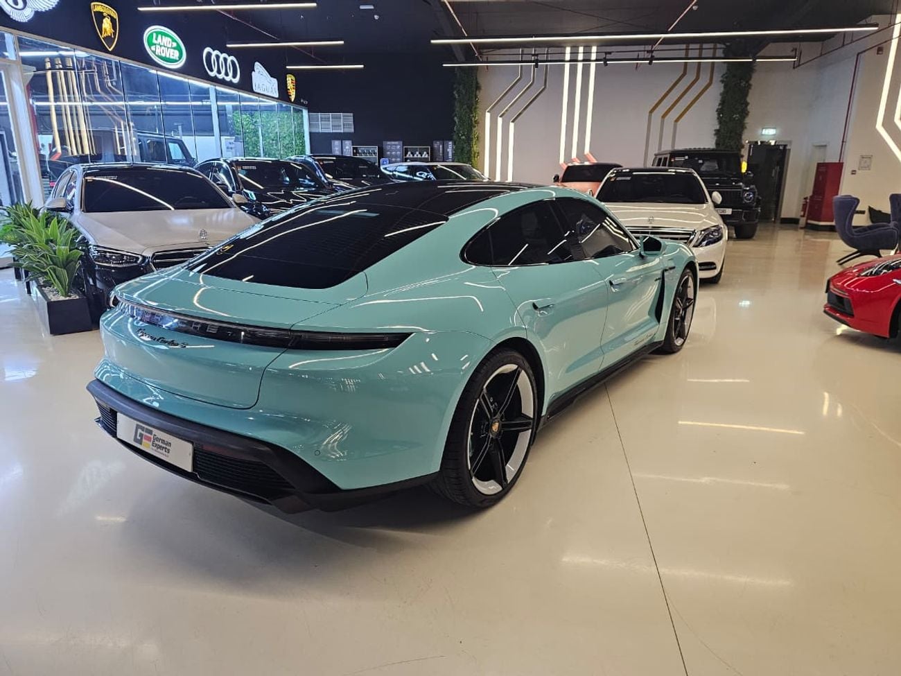 Porsche Taycan Turbo S (761 HP) 2021 Porsche Taycan Turbo S - GCC Specs - Low Mileage - Full service history - Perf