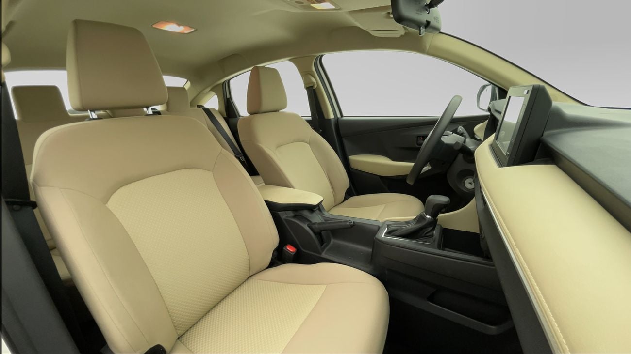 تويوتا يارس E 1.5 | بدون دفعة مقدمة | اختبار القيادة في المنزل