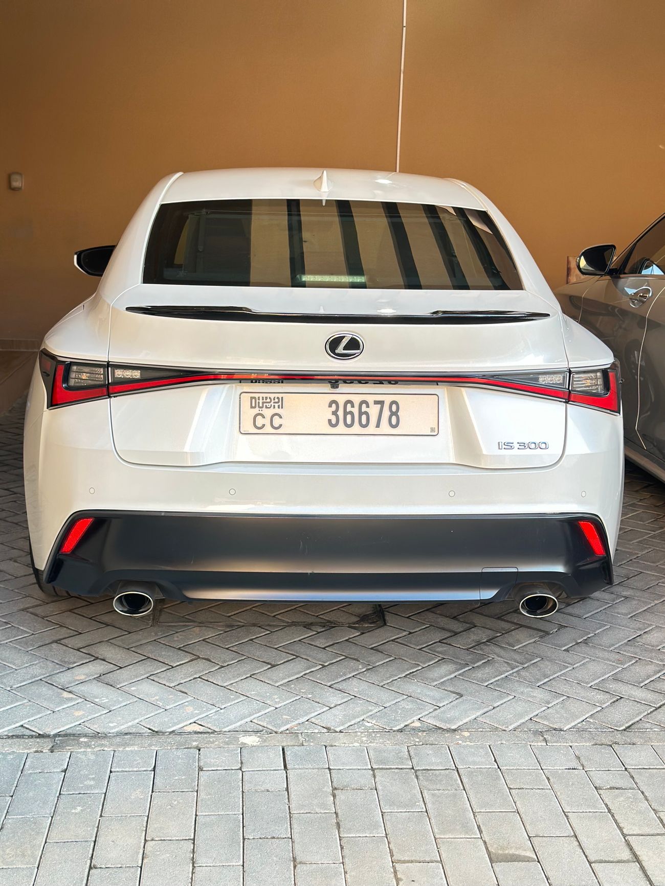 Lexus IS300