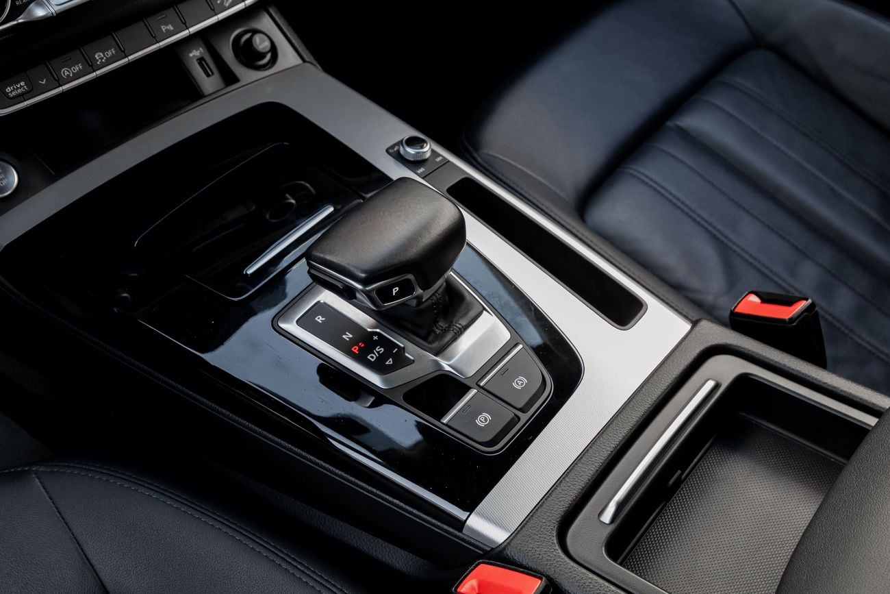 Audi Q5 Q5 S-Line Sportback | 2,742 P.M | 0% Downpayment | Agency Warranty!