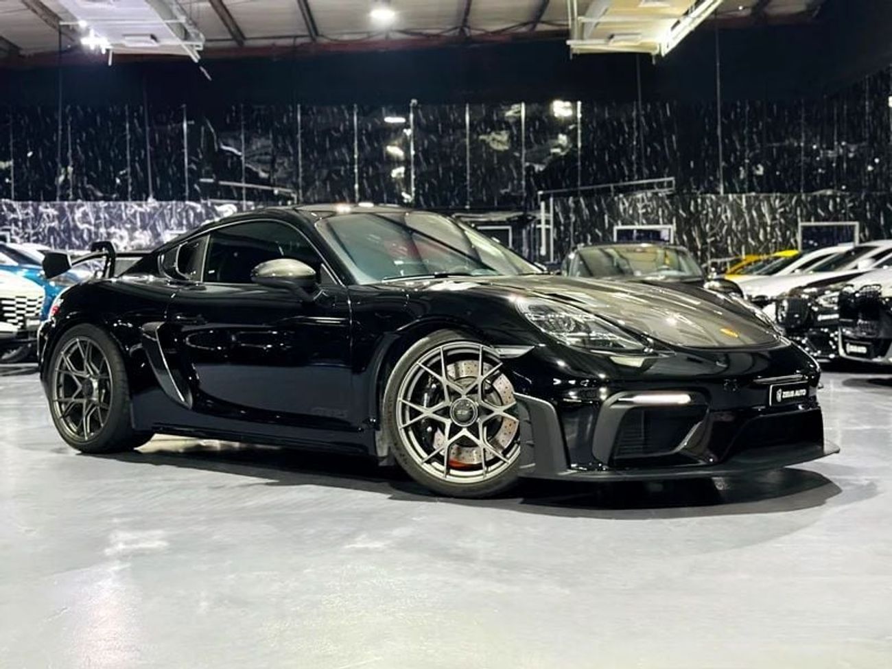 Porsche 718 Cayman GT4 RS 4.0L (493 HP) A/T